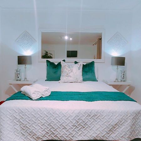 Zhantique Guest House 1- Unit 5 บ็อคสเบิร์ก ภายนอก รูปภาพ