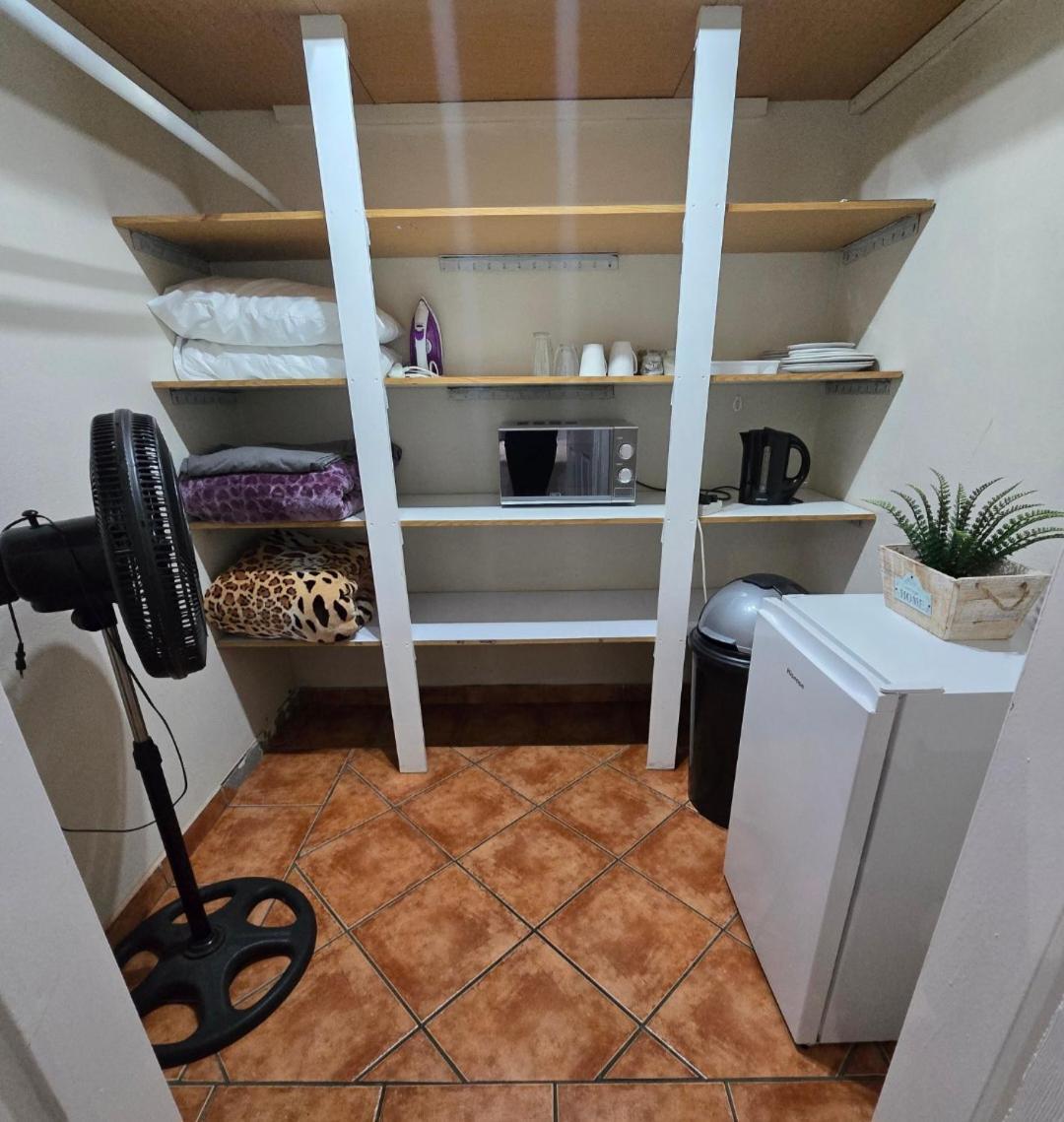 Zhantique Guest House 1- Unit 5 บ็อคสเบิร์ก ภายนอก รูปภาพ